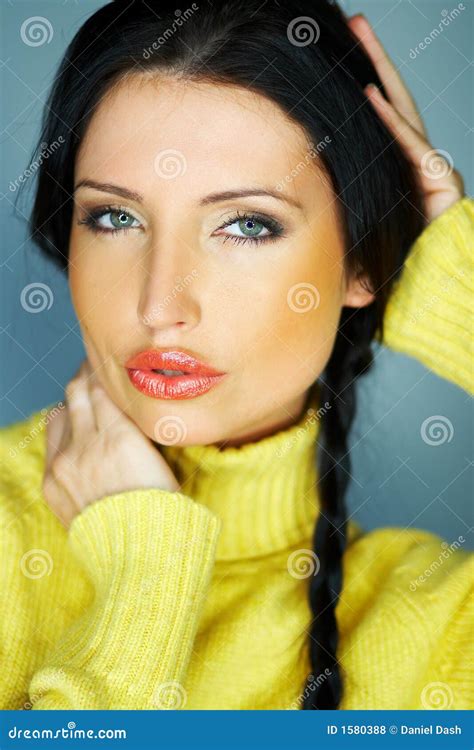 287,019 Sensuous Woman Stock Photos and High